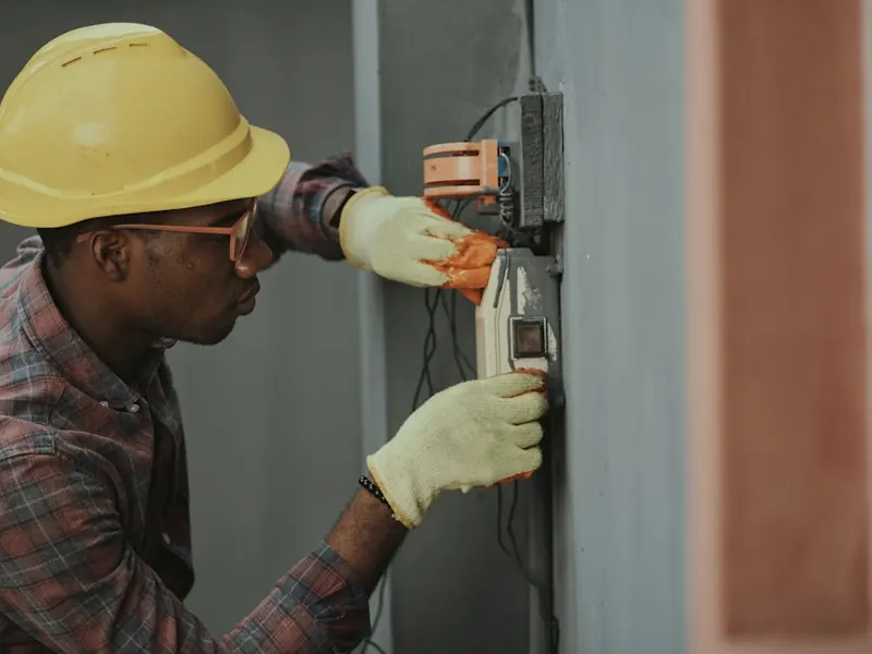 Smart Three-Phase Energy Meter